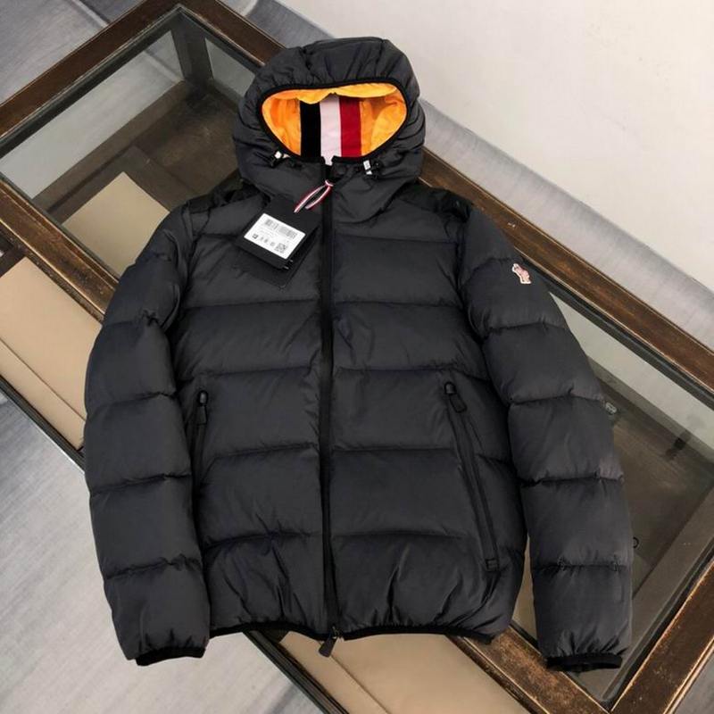 Moncler Women's Outwear 385